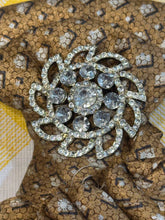 Load image into Gallery viewer, Elegant Jacquard Ascot Necklace with Pearl Strand & Crystal Floral Brooch