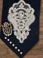 Load image into Gallery viewer, Midnight Blue Elegance Pearl Necktie Necklac