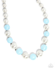 Load image into Gallery viewer, Complete Look - Blue and icy pearls necklace and bracelet
