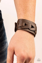 Load image into Gallery viewer, Home and Carriage - Brown