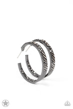 Load image into Gallery viewer, GLITZY By Association - Black - The V Resale Boutique