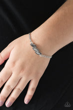 Load image into Gallery viewer, Pretty Priceless - Silver - The V Resale Boutique