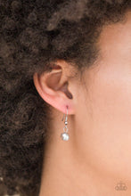 Load image into Gallery viewer, Socialite of the Season - Silver - The V Resale Boutique