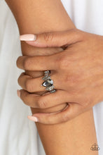 Load image into Gallery viewer, Yas Queen - Silver - The V Resale Boutique