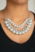 Load image into Gallery viewer, Empire State Empress - Silver - The V Resale Boutique