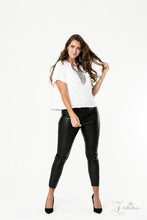 Load image into Gallery viewer, Defiant - The V Resale Boutique