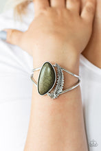 Load image into Gallery viewer, Out In The Wild - Green - The V Resale Boutique