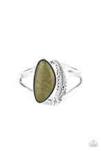 Load image into Gallery viewer, Out In The Wild - Green - The V Resale Boutique