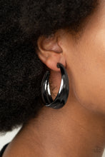 Load image into Gallery viewer, Colossal Curves - Black - The V Resale Boutique