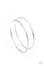 Load image into Gallery viewer, Voluptuous Volume - Silver - The V Resale Boutique