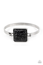 Load image into Gallery viewer, Turning a CORNERSTONE - Black - The V Resale Boutique