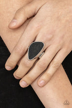Load image into Gallery viewer, Perfectly Petrified - Black - The V Resale Boutique