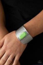 Load image into Gallery viewer, Poshly Pharaoh - Green - The V Resale Boutique