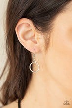Load image into Gallery viewer, RING to Reason - Black - The V Resale Boutique