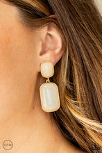 Load image into Gallery viewer, Meet Me At The Plaza - Gold - The V Resale Boutique