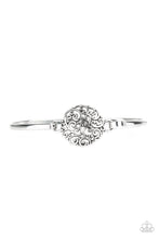 Load image into Gallery viewer, Filigree Fiesta - Silver - The V Resale Boutique