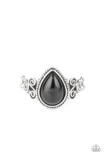 Load image into Gallery viewer, Dreamy Droplets - Black - The V Resale Boutique