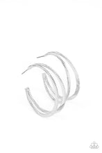 Load image into Gallery viewer, Rustic Curves - Silver - The V Resale Boutique