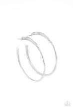 Load image into Gallery viewer, Candescent Curves - Silver - The V Resale Boutique