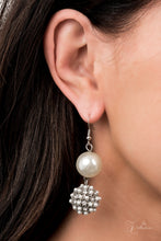 Load image into Gallery viewer, Romantic - The V Resale Boutique