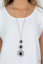 Load image into Gallery viewer, Talisman Trendsetter - Black - The V Resale Boutique