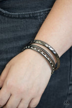 Load image into Gallery viewer, Confidently Curvaceous - Black - The V Resale Boutique