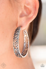 Load image into Gallery viewer, Garden for Two - Silver - The V Resale Boutique