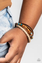 Load image into Gallery viewer, Woodsy Wayfarer - Multi - The V Resale Boutique