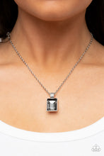 Load image into Gallery viewer, Understated Dazzle - Silver - The V Resale Boutique