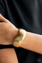Load image into Gallery viewer, Urban Anchor - Gold