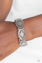 Load image into Gallery viewer, Curly Chic - Silver