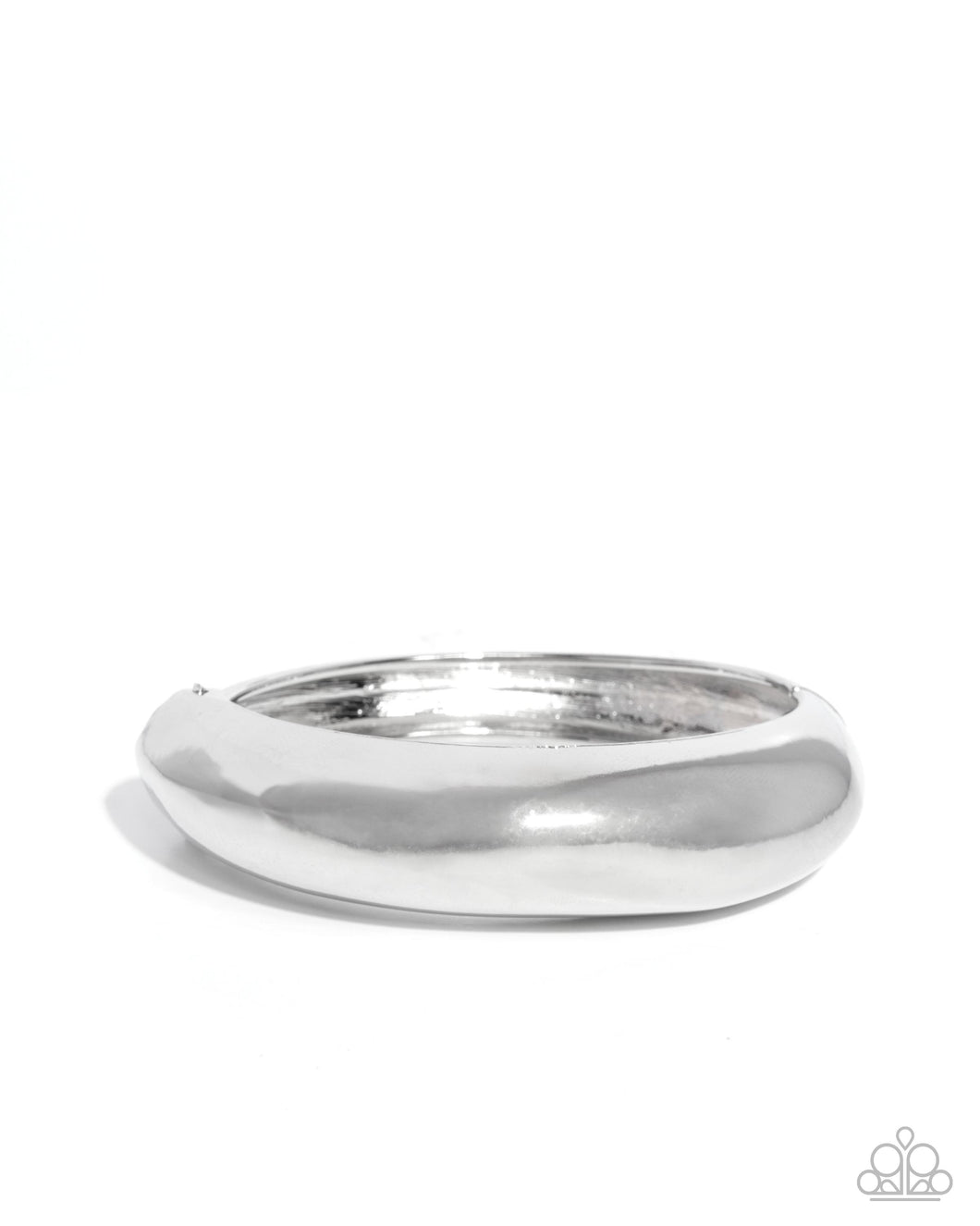 Sleek Sojourn - Silver