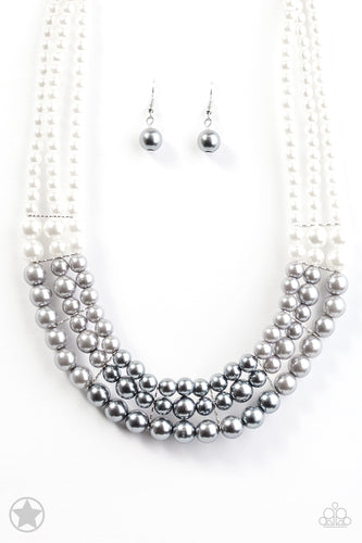 Lady In Waiting - Silver - The V Resale Boutique