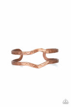 Load image into Gallery viewer, Highland Heiress - Copper - The V Resale Boutique

