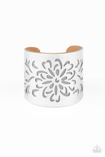 Load image into Gallery viewer, Get Your Bloom On - Silver - The V Resale Boutique
