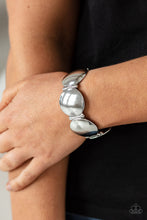 Load image into Gallery viewer, Going, Going, GONG! - Silver - The V Resale Boutique
