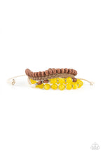 Load image into Gallery viewer, Down HOMESPUN - Yellow - The V Resale Boutique
