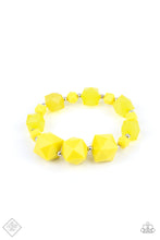Load image into Gallery viewer, Trendsetting Tourist - Yellow - The V Resale Boutique
