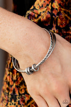 Load image into Gallery viewer, Bauble Bash - Silver - The V Resale Boutique
