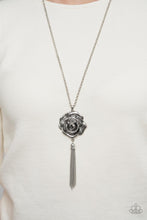 Load image into Gallery viewer, Rosy Redux - Silver - The V Resale Boutique

